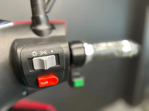 Moto Eléctrica Sunra Hawk Litio 2025