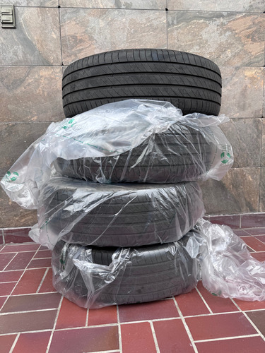 Llantas Michelin Primacy 4 215/65r16 Con Aro Duster (Usado)