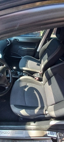 Imagen 11 de 12 de Peugeot 207 2012 1.4 Sedan Hdi Xt