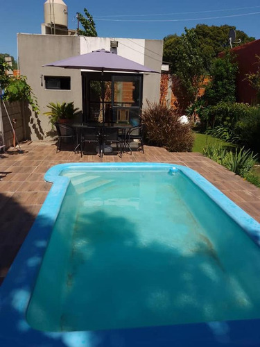 Imagen 1 de 29 de Casa Quinta Venta 1 Pileta 1 Baño 40mts2 - Villa Parque Sicardi