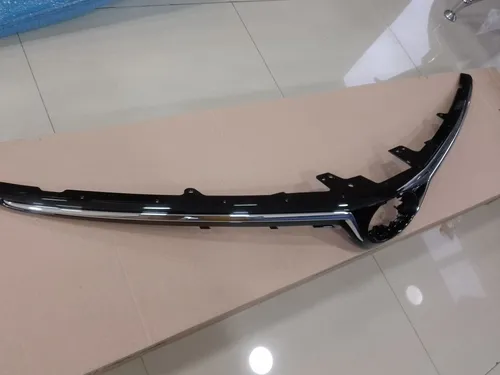 Parrilla Corolla Seg 2020-2024