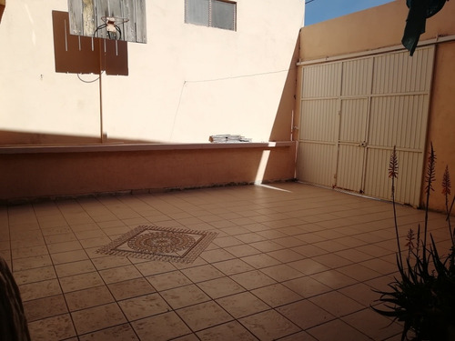 Imagen 10 de 10 de Casa De Dos Plantas En Venta Delicias Residencial, En Esquina Con Espacios Amplios