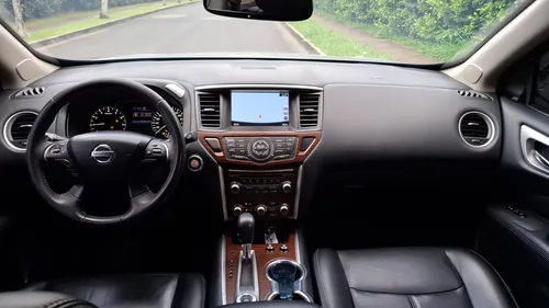 Nissan Pathfinder 3.5 R52 Exclusive