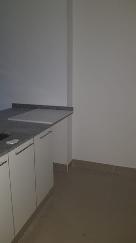 Imagen 3 de 8 de Monoambiente + Venta + Belgrano Y Pedernera + 43m2