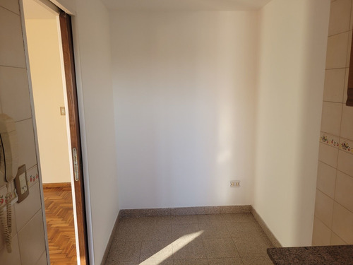 Imagen 6 de 21 de Venta Villa Urquiza 3 Amb Sol Semipiso
