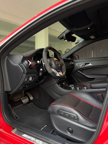 Mercedes-Benz Clase CLA 2.0 45 Amg At