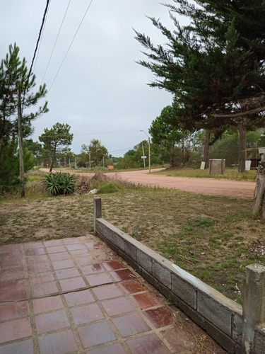 Casa A Dos Cuadras Del Mar En La Esmeralda Rocha!