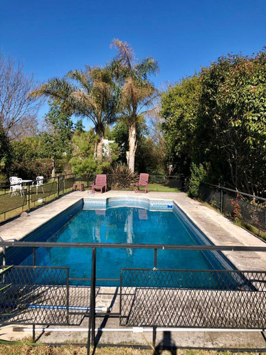 Casa En Venta En Barrio Santa Ana Moreno