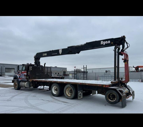 Camion International 7600 Con Hiab 255k-3