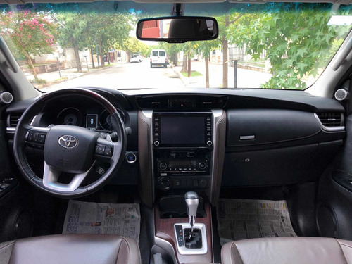 Toyota Sw4 2.8 Srx 177cv 4x4 7as At 2019