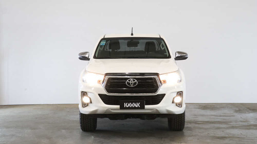 Toyota Hilux 2.8 Cd Srv 177cv 4x2 At - 138376 - C