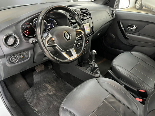 Renault Logan 1.6 Iconic 16v X-tronic 4p
