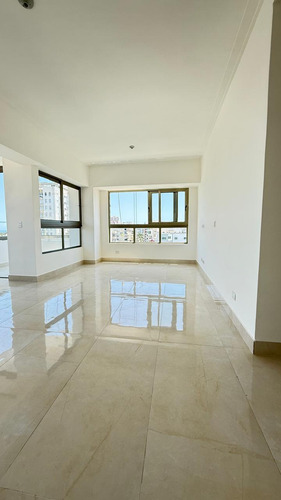 Alquiler De Apto. Nuevo Con Línea Blanca En Bella Vista Sur