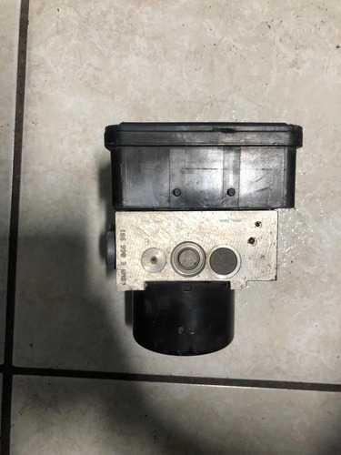 Módulo Abs Chrysler 300c 11-13 P68157545ab Ml981 (Usado)