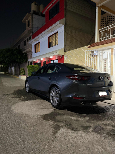 Mazda 3, 2019. Versión Más Equipada