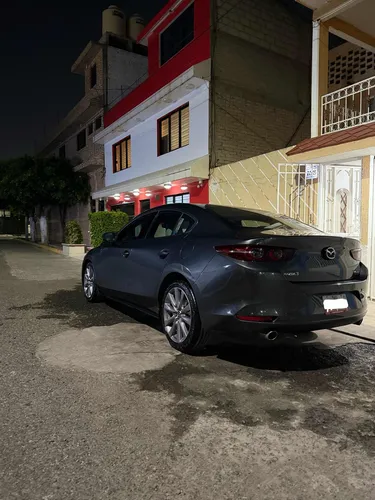 Mazda 3, 2019. Versión Más Equipada