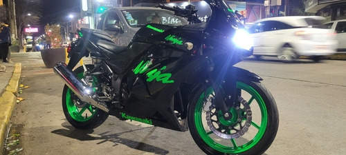 Imagen 2 de 3 de Kawasaki Ninja 250