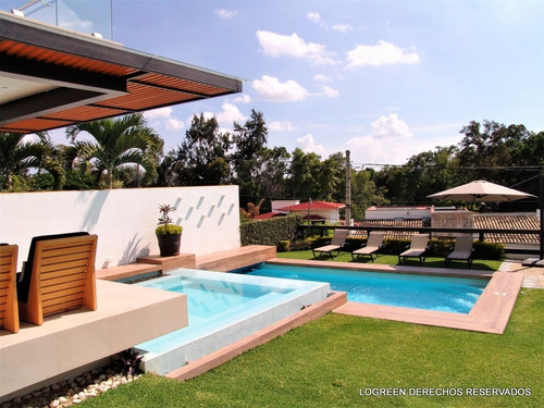 Imagen 8 de 14 de En Venta Casa Con Exclusivo Diseño Arquitectónico Y Vista Pa
