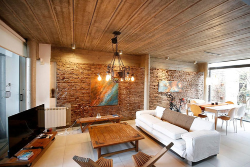 Casa En Venta En La Plata