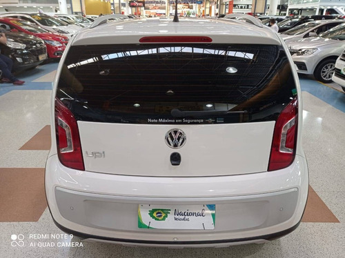 Imagem 6 de 10 de Volkswagen Cross Up 1.0 Mpi 12v Flex 4p Manual