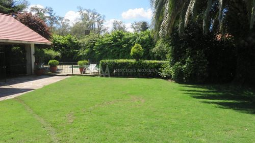 Sobre Rivera - Carrasco - Gran Residencia Con Todas Las Comodidades