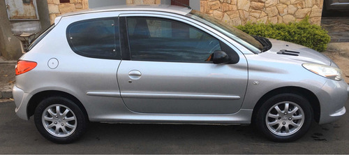 Peugeot 207 1.4 Xr Flex 3p 2011