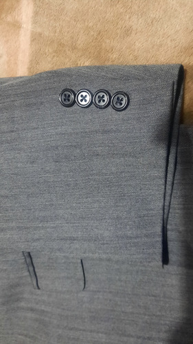 Saco Jos A Bank 44l Lana Poco Uso, Brooks Brothers Gris Oscuro 44l (Usado)