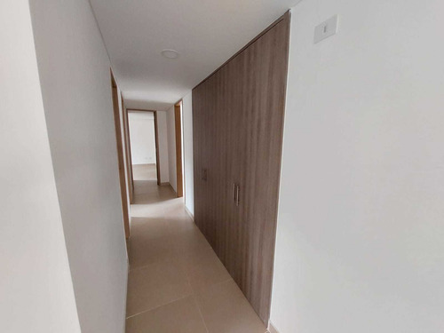 Imagen 1 de 14 de Venta De Apartamento En Envigado - Barrio El Portal