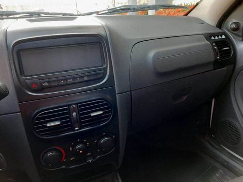 Imagem 7 de 11 de Fiat Strada 1.4 Mpi Hard Working Cs 8v Flex 2p Manual