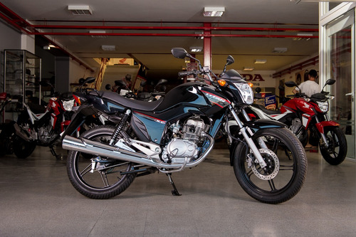 Titan 150- $ 282.000.- O En 18 C/tarj - - Tuamoto