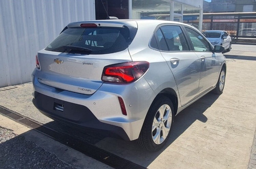 Imagen 13 de 18 de Chevrolet Onix Premier 0km