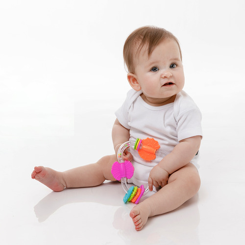 Brinquedo Para Bebê Chocalho Sensorial E Mordedor Buba