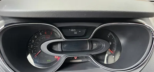 Renault Captur 2.0 Intens Automática