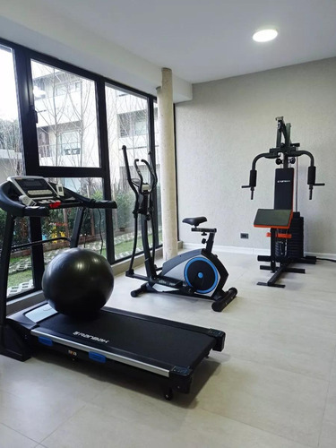 Departamento En Venta - 2 Dormitorios 2 Baños - 90mts2 - Costa Del Este