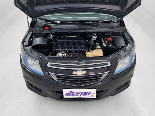 Chevrolet Onix MPFI LT 8V