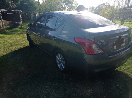 Nissan Versa 1.6 Advance 5vel Mt