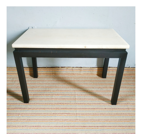 Mesa De Living Tapa Mármol Blanco Y Madera Laqueada Negra