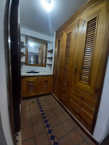 Imagen 7 de 11 de Apartamento En Alquiler Residencia Portachuelo Ah