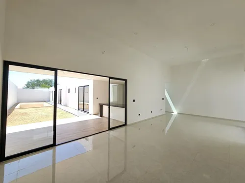 ¡una Planta! Casa En Venta En Dzitya Al Norte De Mérida