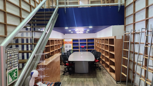 Local Comercial En Dos Niveles Interlomas