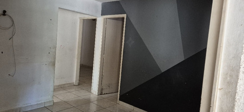 Casa 3 Quartos,sala Dois Wc, Copa Cozinha