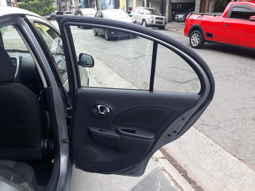 Nissan March 1.0 16v Sv 5p