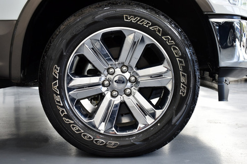 Imagen 7 de 13 de Ford F-150 5.0l V8 Lariat Luxury