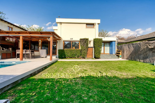 Casa En La Reina Con Excelente Ubicación Cercana A...