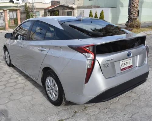 Toyota Prius Premium SR