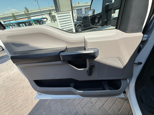 Ford F-350 6.3l Xl 6.2 Mt