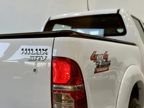 Toyota Hilux 3.0 SRV TOP 4X4 CD 16V TURBO INTERCOOLER DIESEL 4P AUTOMÁTICO