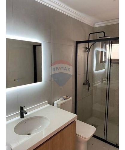 Se Vende Excelente Casa En Parque San Valentin.