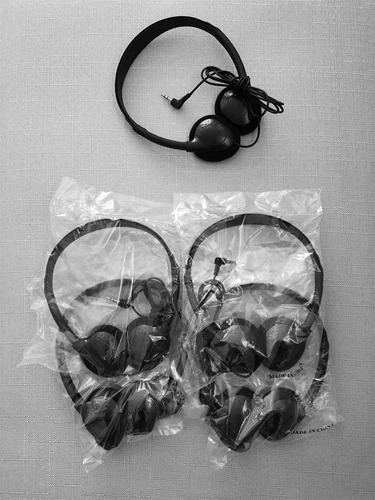 Qwerdf 24 Paquetes De Auriculares A Granel Para Aulas De De