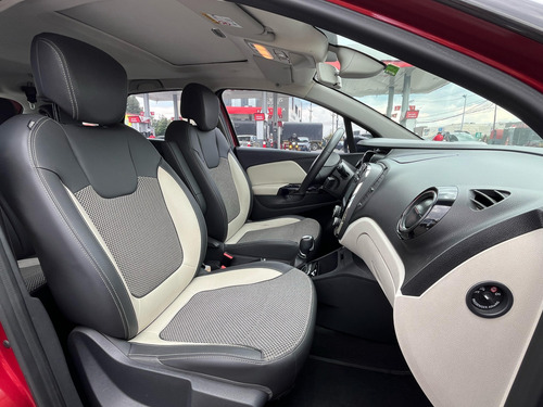 Renault Captur 2.0 Intens Automática
